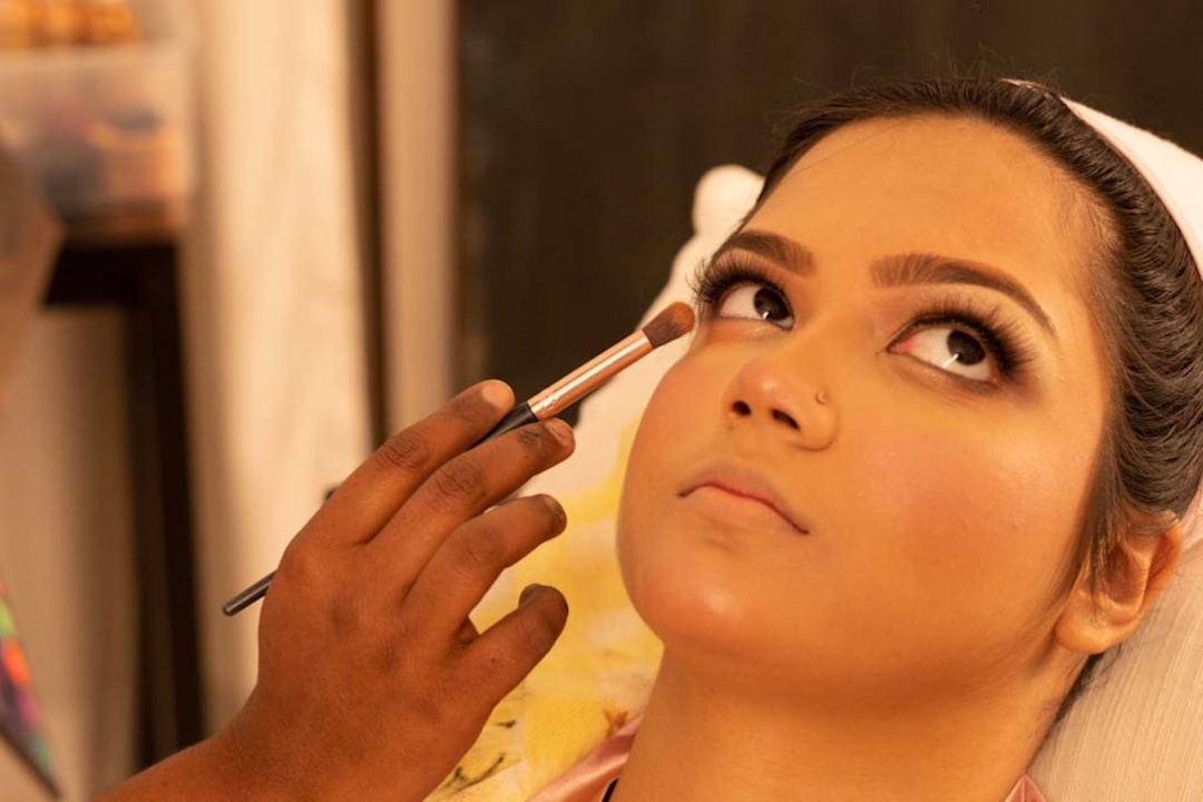 Transform Your Skin with Expert Beauty Parlor Services